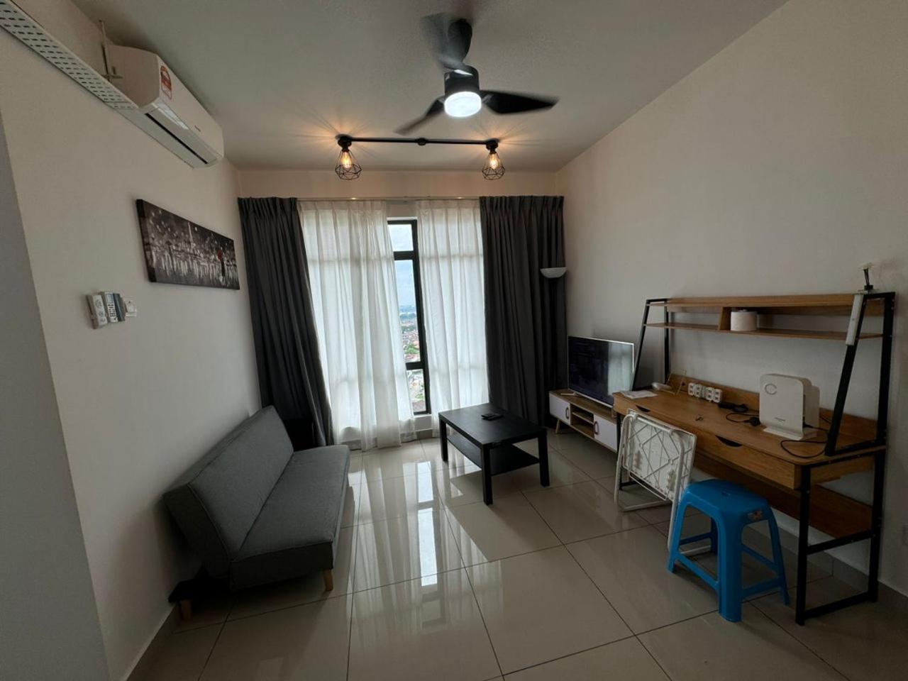 Arc Austin Hill Apartment Johor Bahru Habitación foto